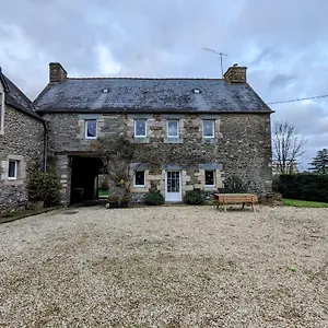 Breizh A La Boissiere Hébergement de vacances Merléac